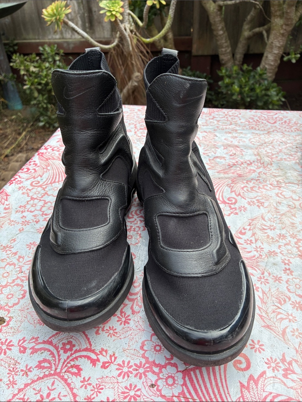 Nike Vapormax Boots Womens Sz 9 Light 2 Triple Black Athletic Pull On AO4537-001 - Picture 4 of 6
